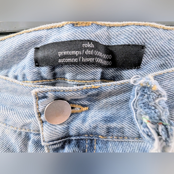 Rokh Light Blue Jeans With Frayed Detailing - Picture 6 of 7